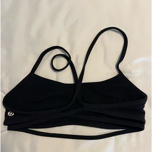 LULULEMON - Strappy Yoga Bra 🖤